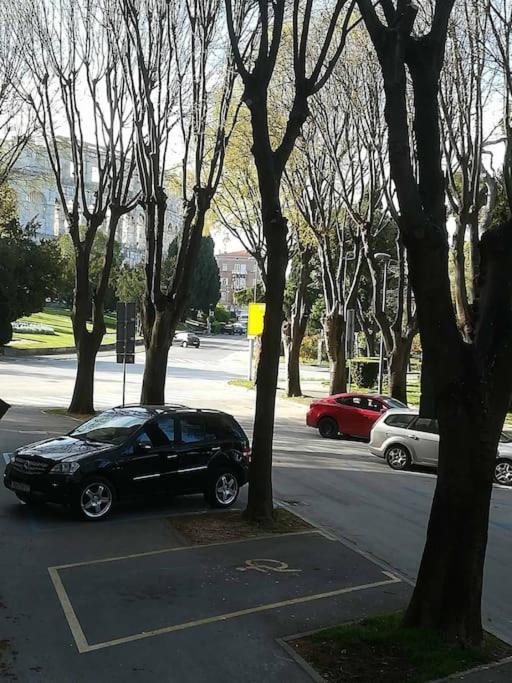 PUY Lovely Apartment In The City Center מראה חיצוני תמונה